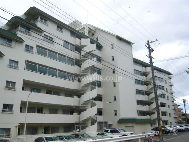 芦屋パークマンションA棟の外観（北側から）
