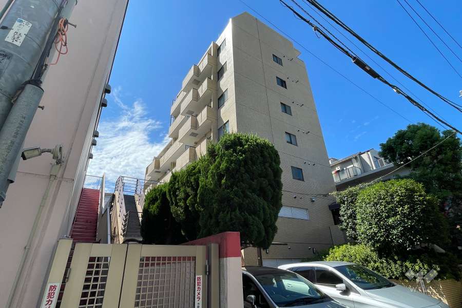 (処理済)ラミアール桜新町2の外観（北東側から）