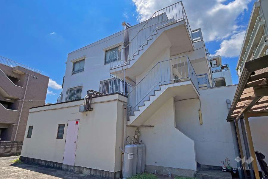 世田谷国際マンションの外観（北東側から）