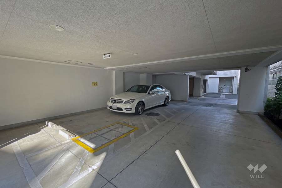 敷地内駐車場（屋内平面式）