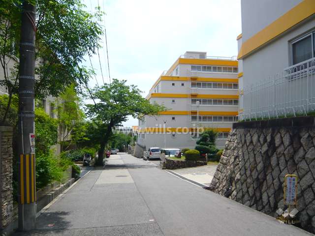 周辺の街並み。閑静な住宅街です。