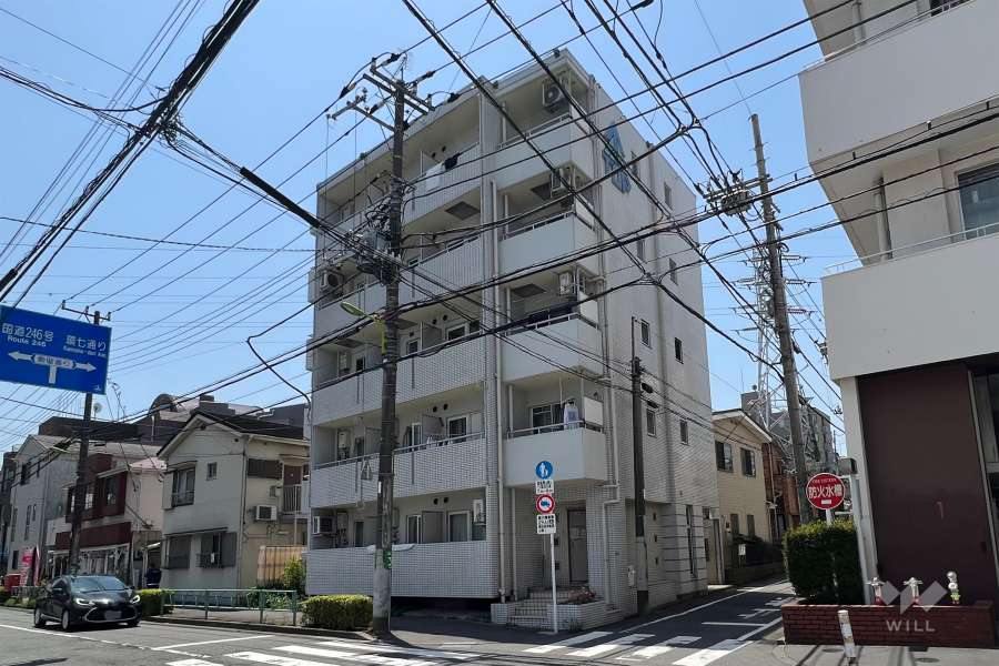 トップ三軒茶屋第５の外観(北東側から)
