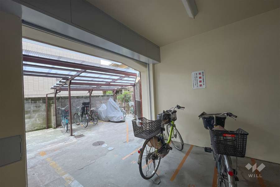 駐輪場・バイク置場
