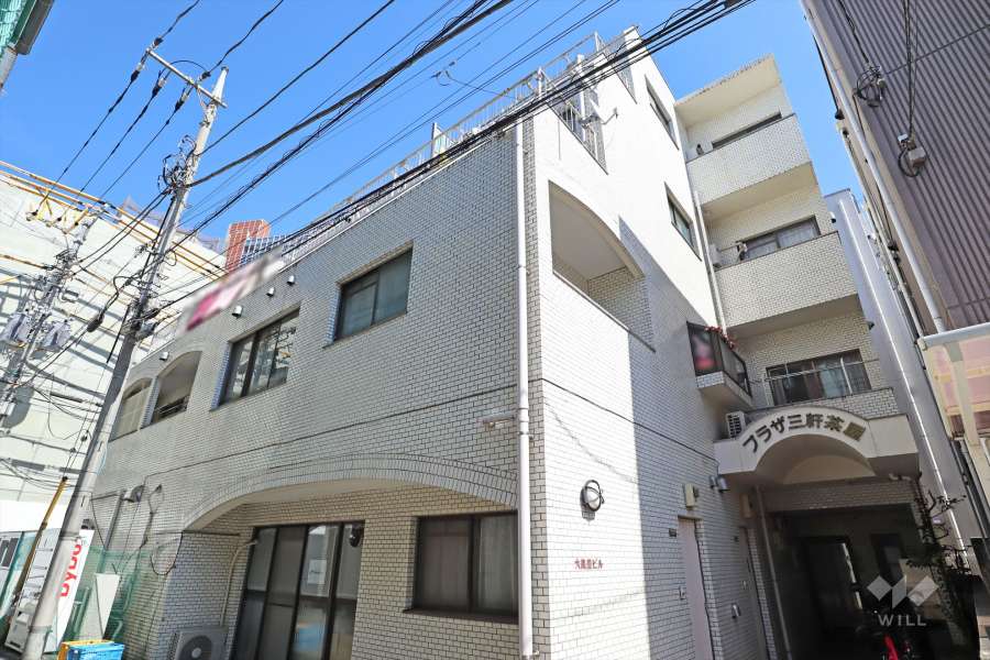 プラザ三軒茶屋の外観(南西側から)