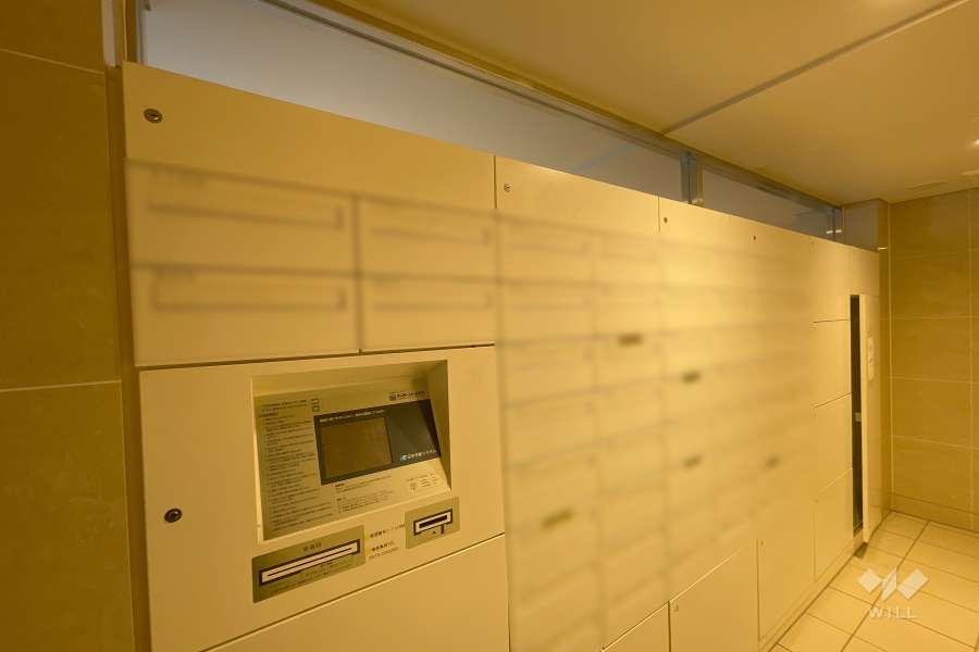 共用ポストと宅配ボックス　