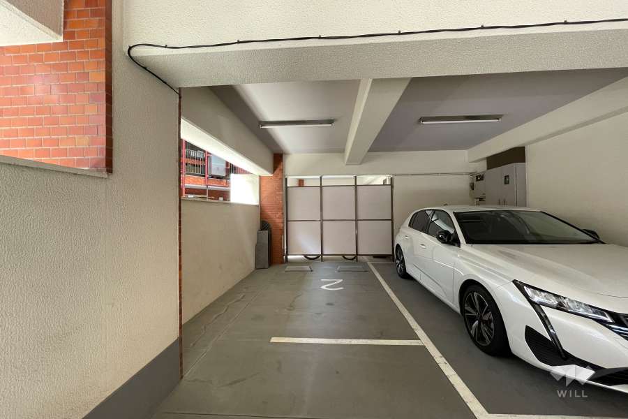 敷地内駐車場（屋内平面式）