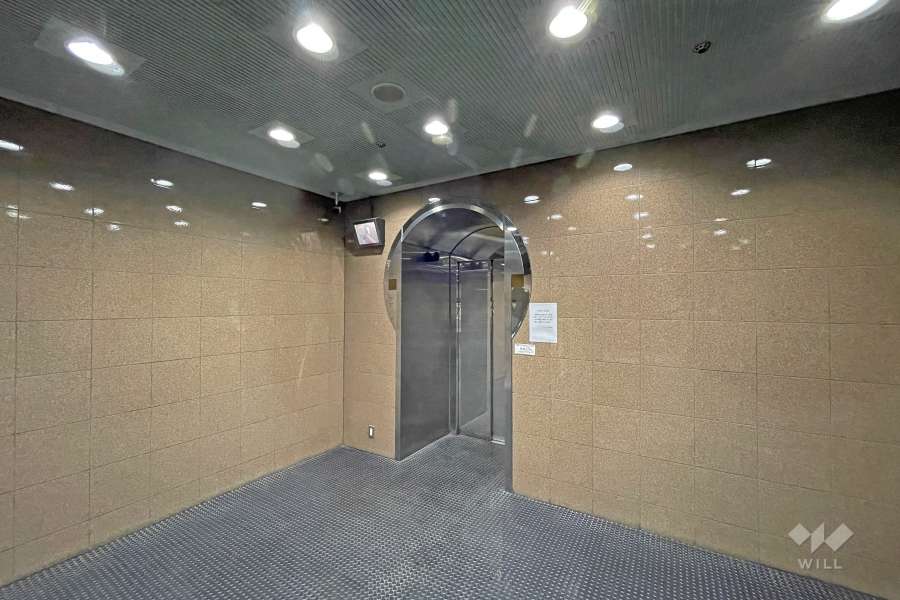 エントランスホール