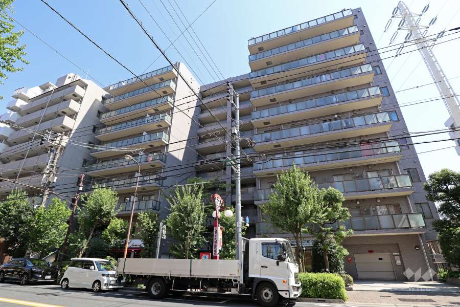 三軒茶屋シティハウスの外観（北西側から）
