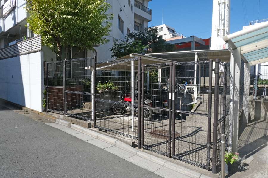 バイク置場
