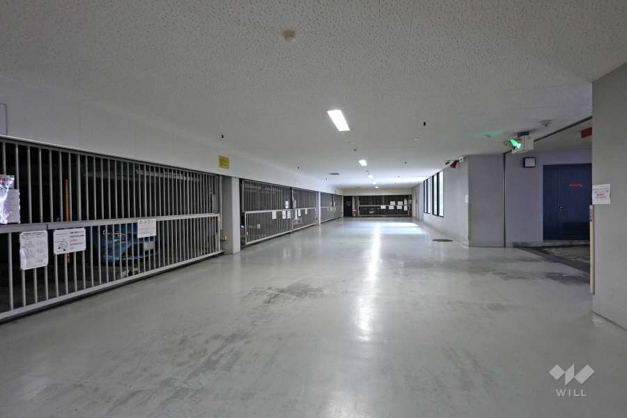 敷地内駐車場（屋内機械式）