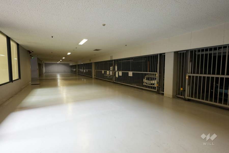 敷地内駐車場（屋内機械式）