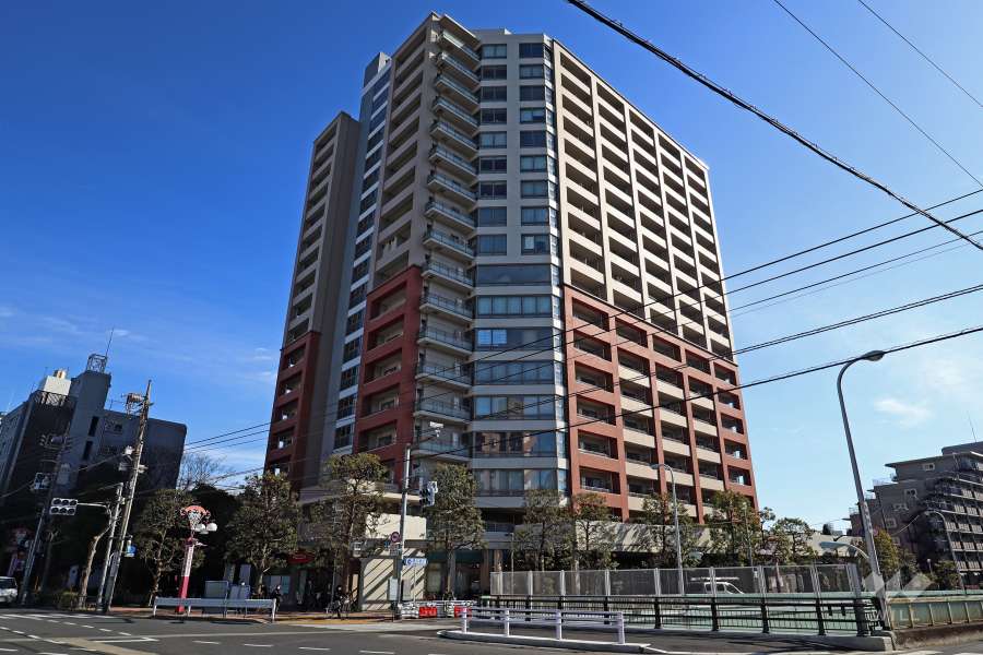 グランドメゾン三軒茶屋の杜の外観(北西側から)