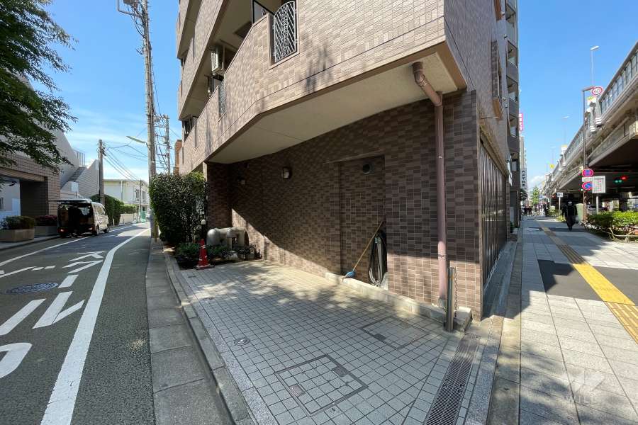 敷地内駐車場（屋外平面式）