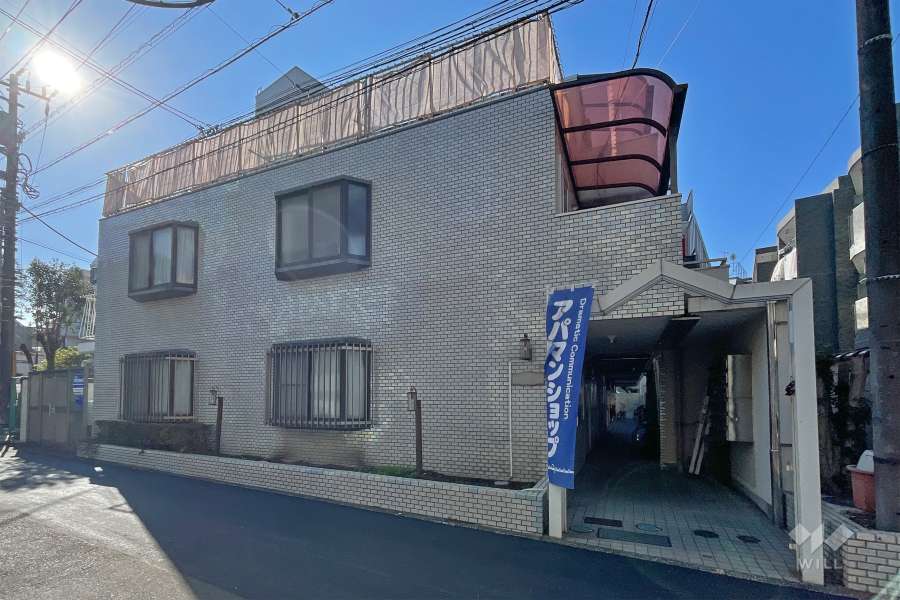 メゾン・ド・アンブルの外観（北西側から）