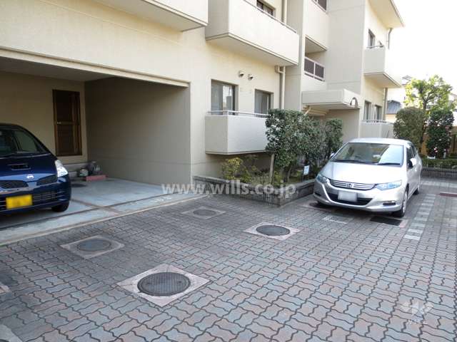 敷地内駐車場（屋内平面式・屋外平面式）