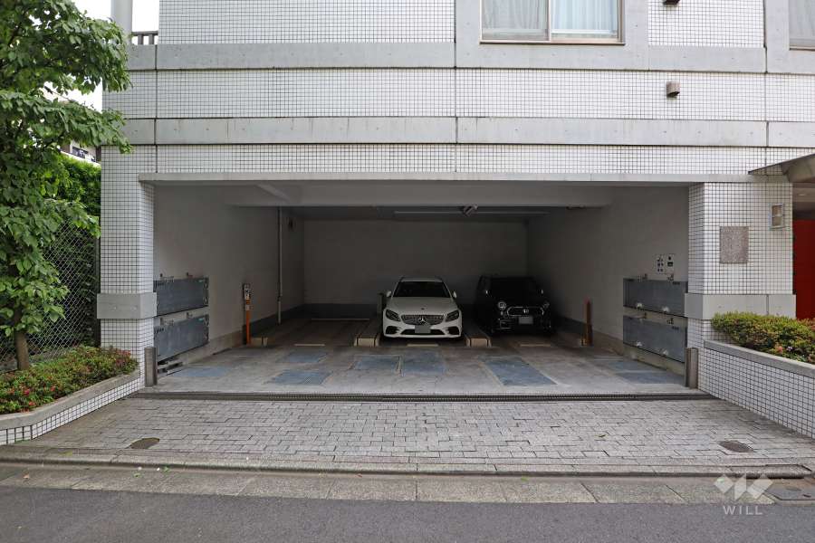 敷地内駐車場（屋内機械式）