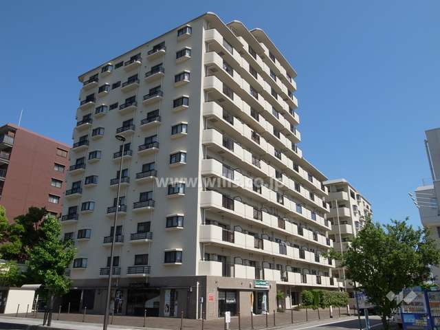 芦屋パインクレストの外観（北西側から）