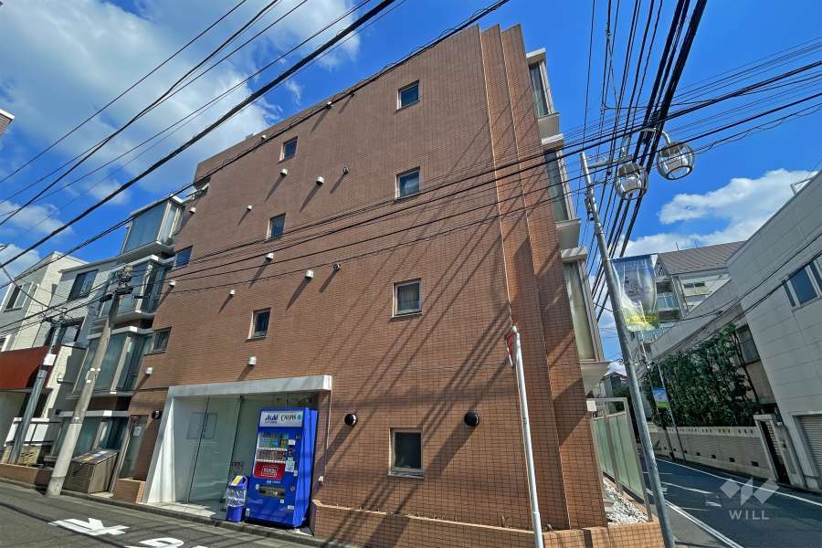 ラグジュアリーアパートメント若林ＣＱの外観（南西側から）