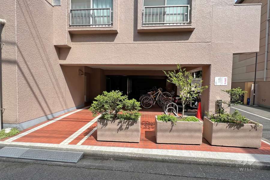 エントランスアプローチ