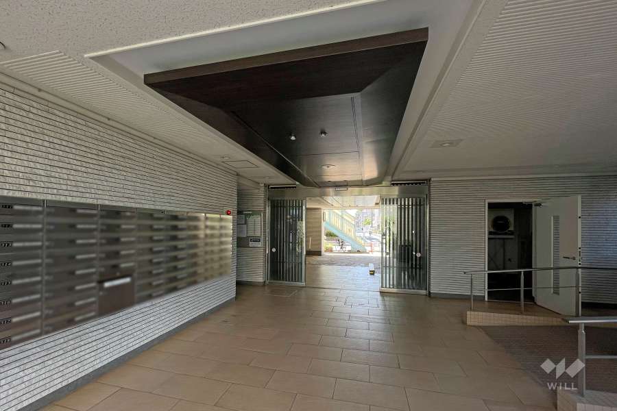 エントランスホール