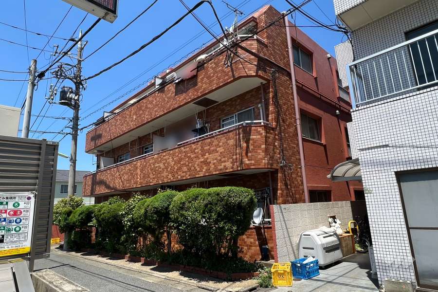 太閤コーポ若林の外観（南東側から）