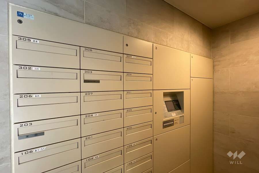 共用ポストと宅配ボックス