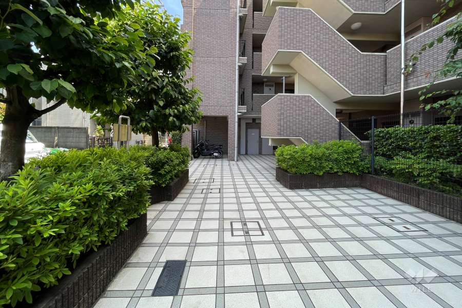 敷地内駐車場（屋外平面式）