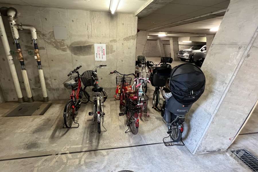 駐輪場