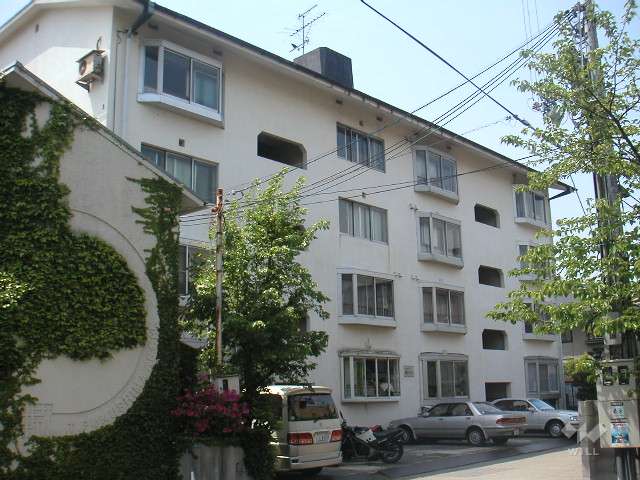 芦屋レジデンスの外観（南東側から）