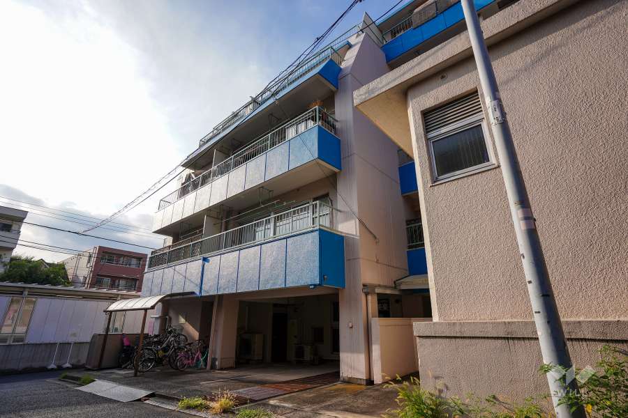 第２整美楽マンションの外観（南東側から）