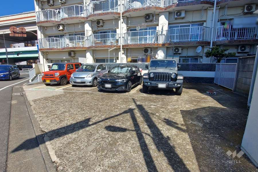 敷地内駐車場（屋外平面式）