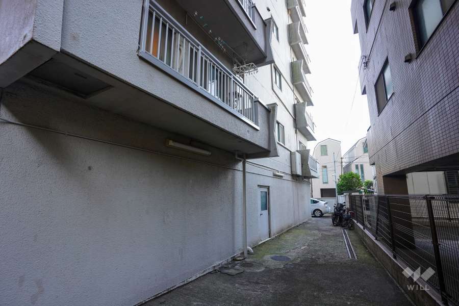 敷地内の通路