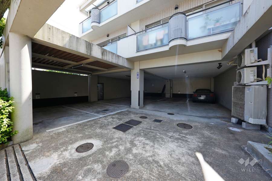敷地内駐車場(屋内平面式)