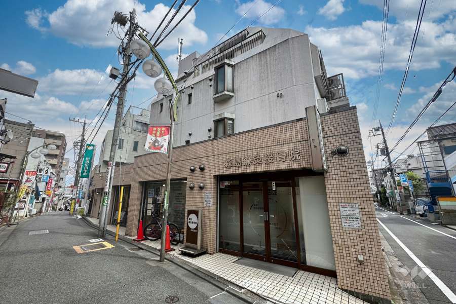 コープ野村明大前の外観（北西側から）