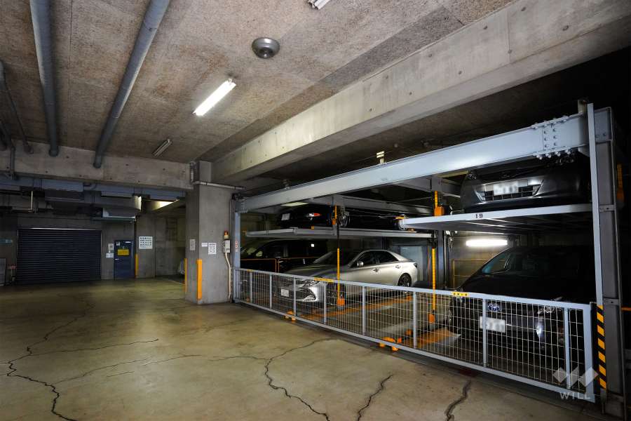 敷地内駐車場（屋内機械式）