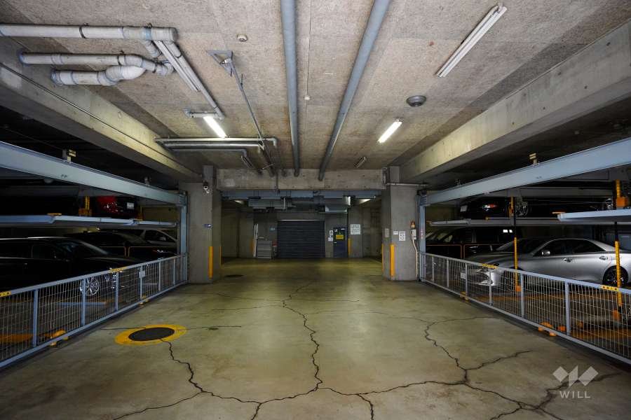 敷地内駐車場（屋内機械式）