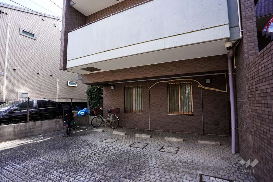 敷地内駐車場（屋外平面式）