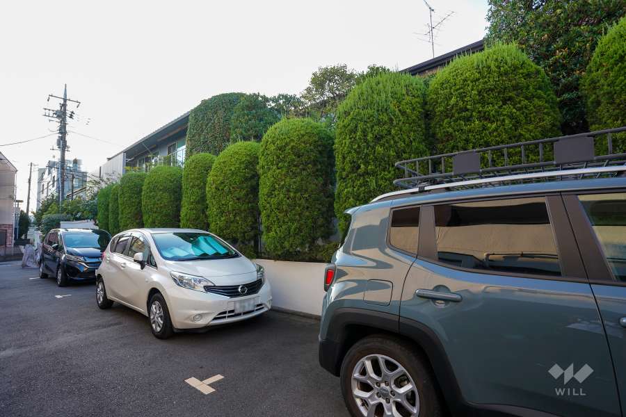 敷地内駐車場（屋外平面式）
