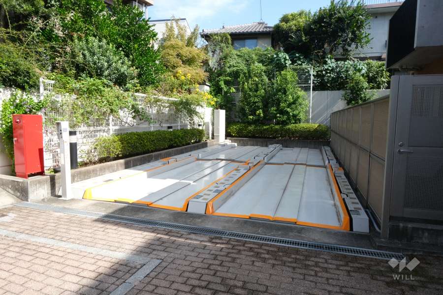 敷地内駐車場（屋外機械式）