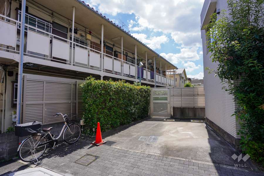 敷地内駐車場（屋外平面式）