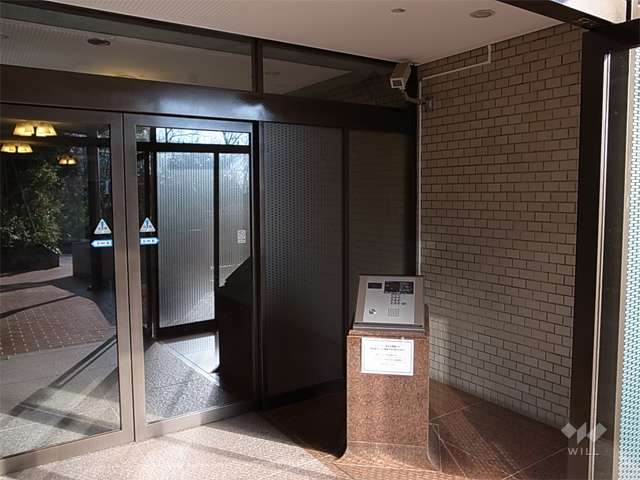 エントランスホール（オートロック付き）