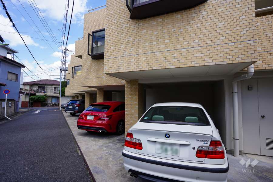 敷地内駐車場（屋内平面式）