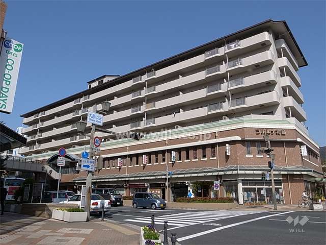 ラポルテ北館の外観（南東側から）