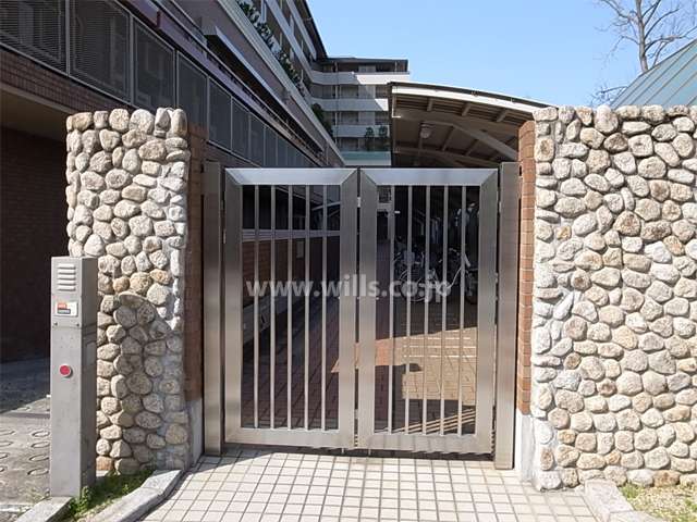 駐輪場入口