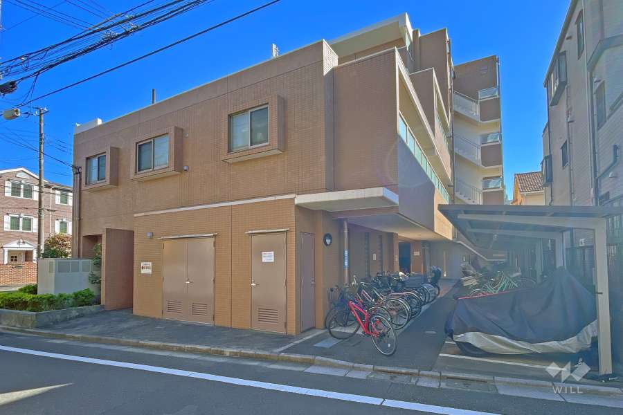 日神パレステージ千歳烏山の外観（北西側から）