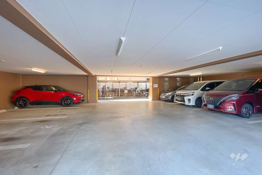 敷地内駐車場（屋内平面式）