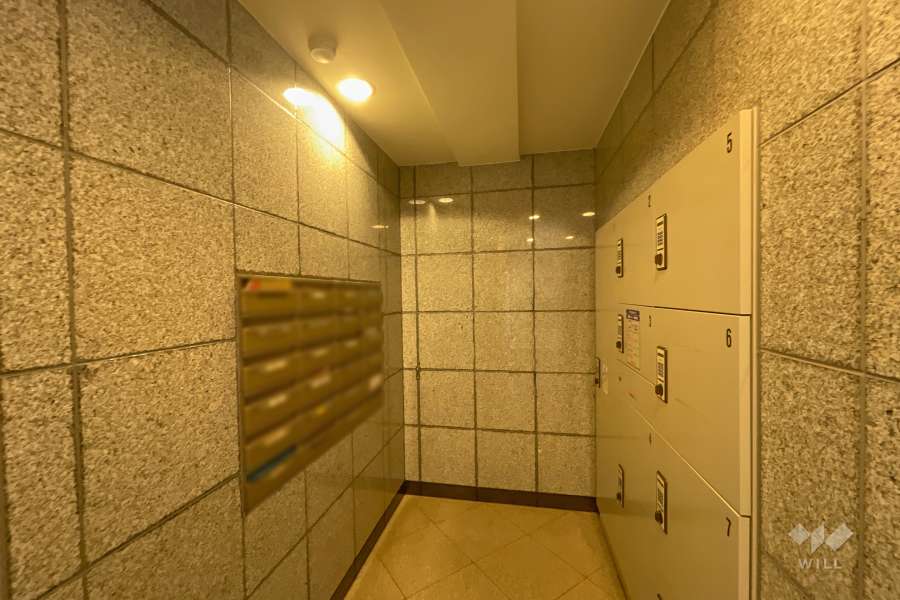 宅配ボックスと共用ポスト