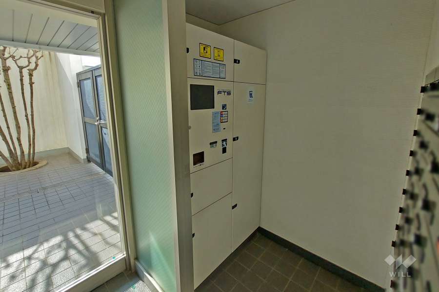 宅配ボックスと共用ポスト