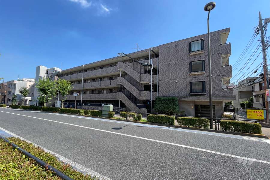 日神パレステージ三軒茶屋の外観（北西側から）