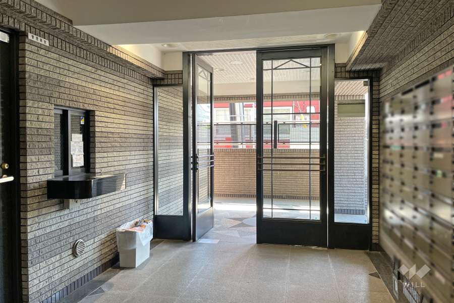 エントランスホール